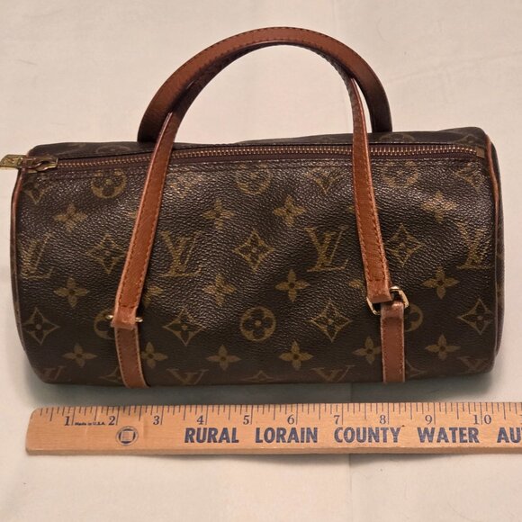 Louis Vuitton Papillon Duffle Bag PLUS LV Monogram Mini Pouch Make Up Bag - Picture 4 of 15